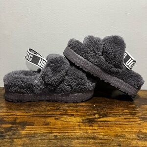 UGG Gray Fluffy Sandals